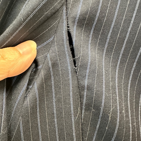 Brooks Brothers 346 Women's Pinstripe Lined Wool SUIT Caroline Fit Size 14 / 16 - Picture 8 of 16